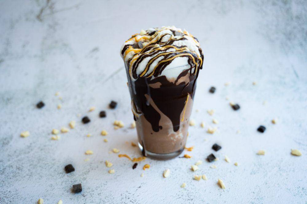 ilustrasi brownie hot chocolate (unsplash.com/Mohammad Lotfian)