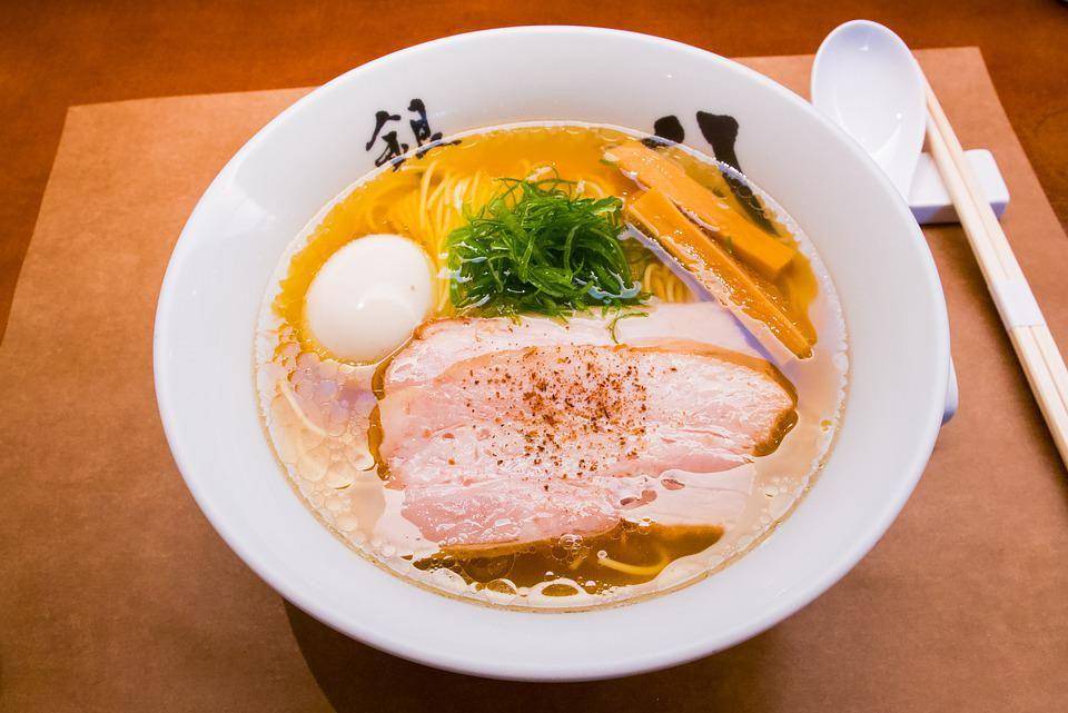 ilustrasi cheese ramen spicy (pixabay.com/Frank from 5 AM Ramen)