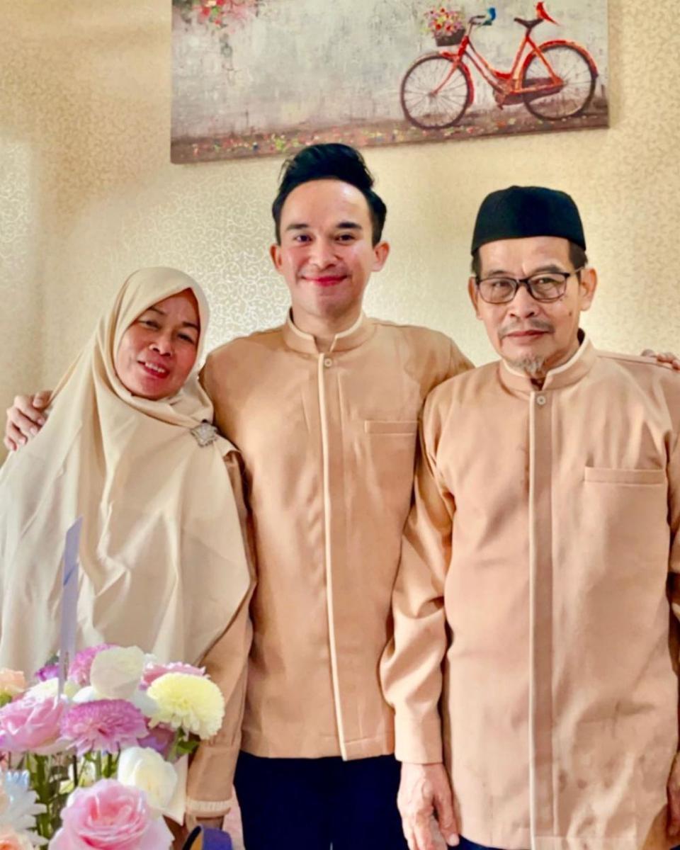 Anwar BAB dan keluarga (instagram.com/anwar_bab)