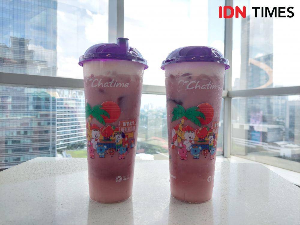 Purple berry cream (IDN Times/Dhiya Awlia Azzahra)