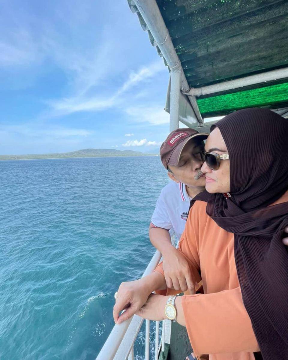 Adi Bing Slamet dan istri (instagram.com/janahabs)