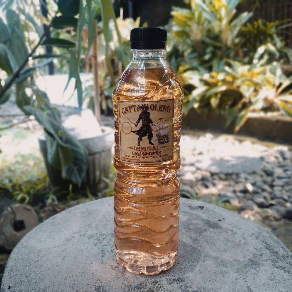 arak Bali (instagram.com/captainoleng.bali)