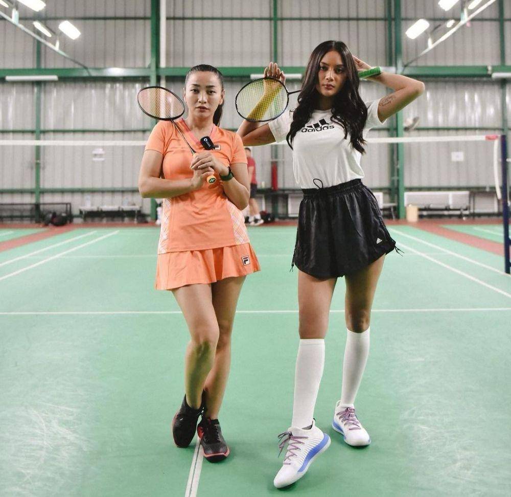 Hesti Purwadinata dan Erika Carlina (instagram.com/hestipurwadinata)