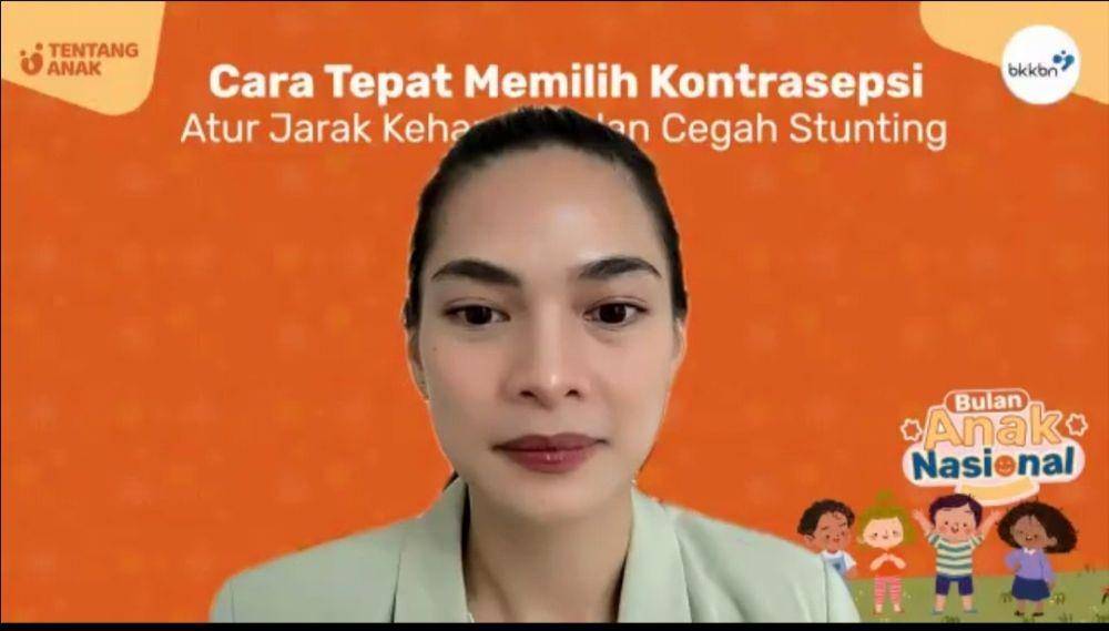 Dokter spesialis anak sekaligus founder Tentang Anak, dr. Mesty Ariotedjo, Sp.A pada Webinar "Cara Tepat Memilih Kontrasepsi: Atur Jarak Kehamilan dan Cegah Stunting", Senin (4/7/2022). (Dok. Tentang Anak).