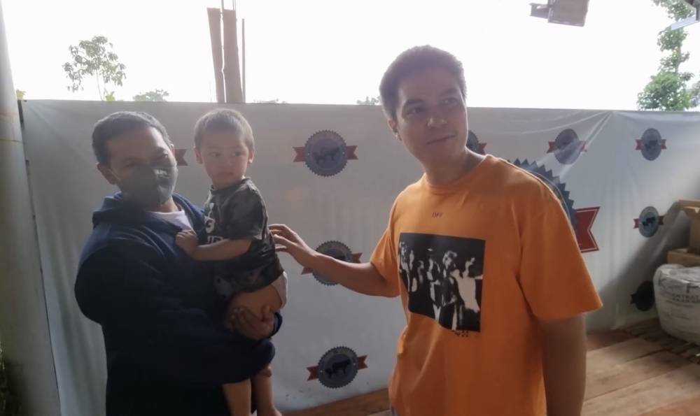 momen Baim Wong beli sapi kurban sampai ke Bandung (youtube.com/BaimPaula)