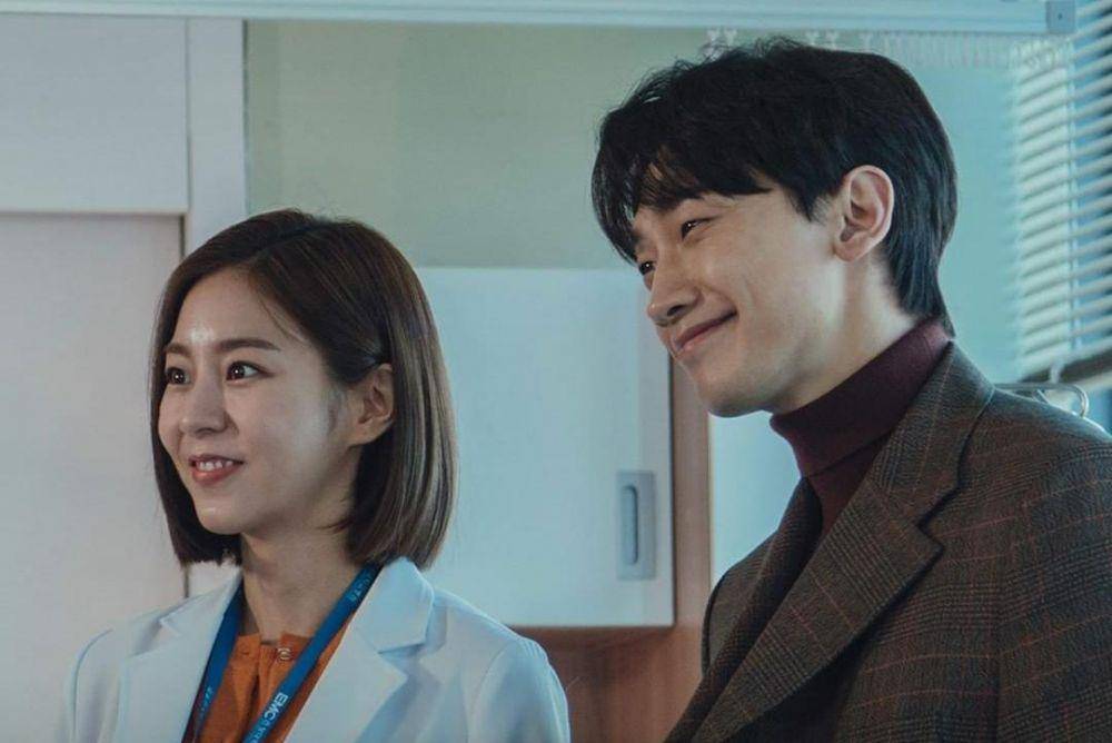 UEE dan Rain di drama Ghost Doctor (instagram.com/tvn_drama)