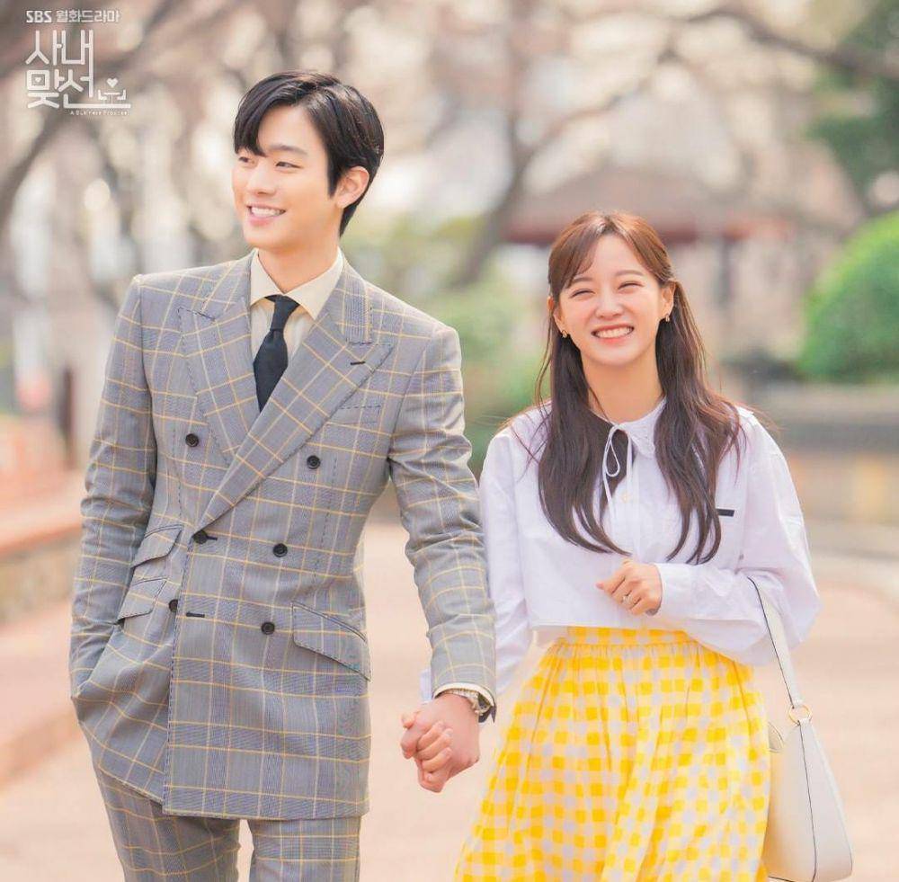 Ahn Hyo Seop dan Kim Se Jeong di drama Business Proposal (instagram.com/sbsdrama.official)