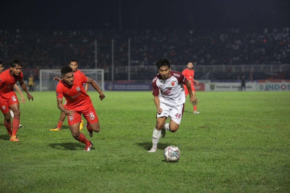 Salah satu momen pertandingan perempat final Piala Presiden 2022 antara Borneo FC versus PSM Makassar di Stadion Segiri Samarinda, Minggu 3 Juli 2022. (Dok. MO PSM Makassar)