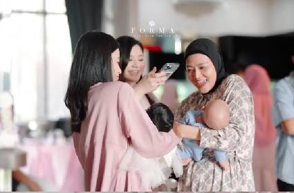potret akikah anak kedua Eriska Rein (instagram.com/eriskarein)