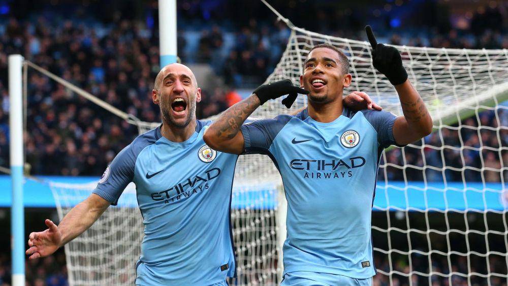 Gabriel Jesus dan rekan satu tim (skysports.com)