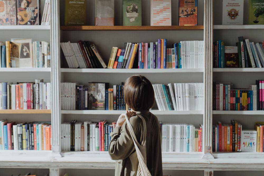 ilustrasi buku cerita (pexels.com/cottonbro)