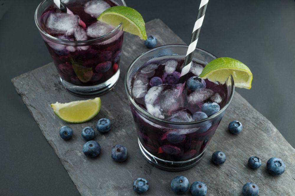 ilustrasi blueberry spritzer (unsplash.com/Wesual Click)
