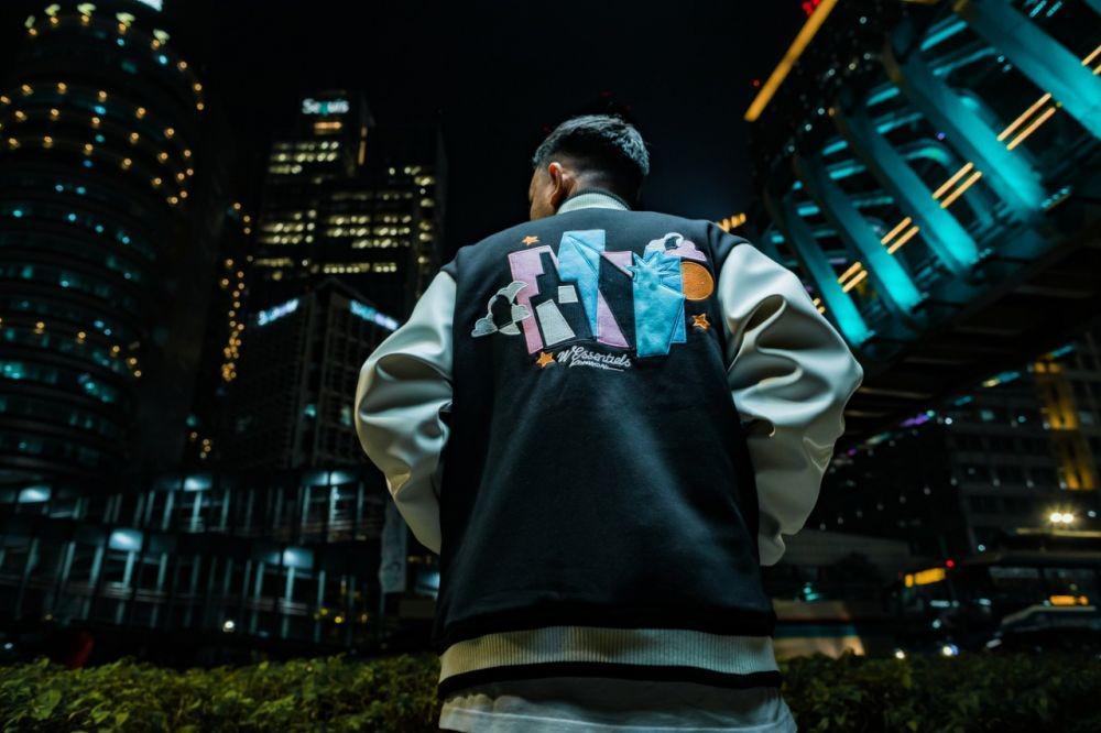 W.Essentiels x Kevinswork Kembali Rilis Produk Fashion yang Edgy