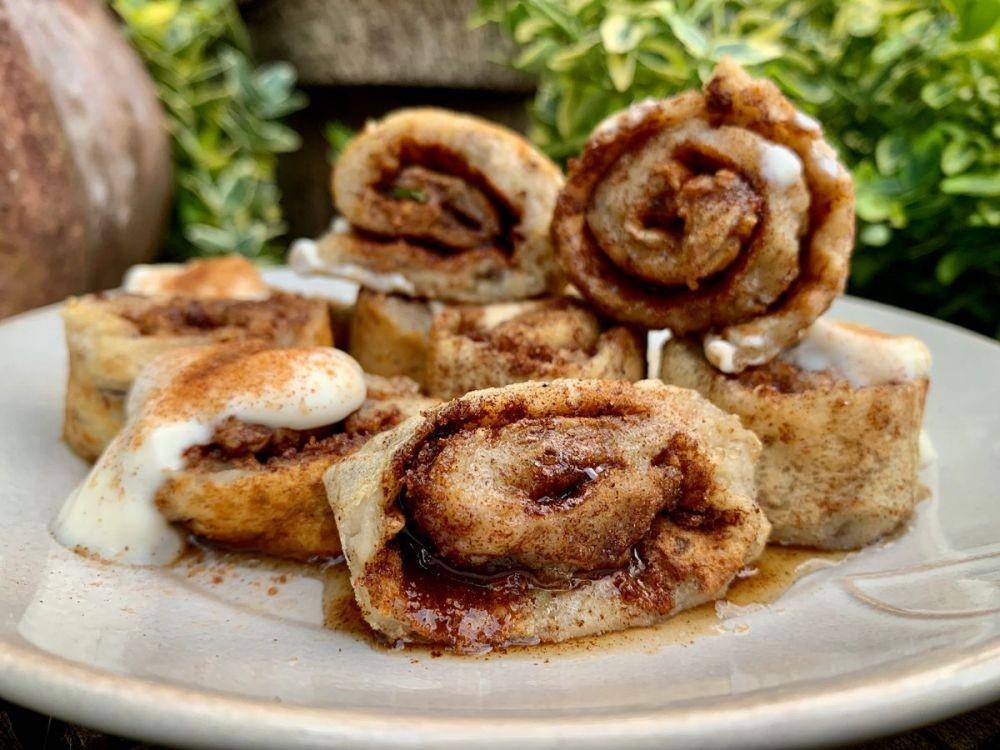 Ilustrasi cinnamon roll roti tawar (getsurrey.co.uk)