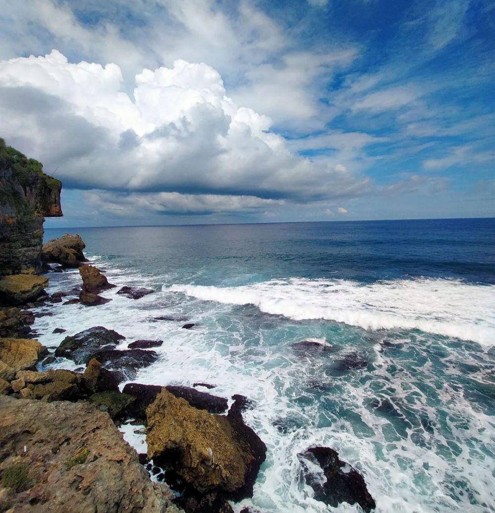 pesona Pantai Ngobaran (instagram.com/hesdlt)