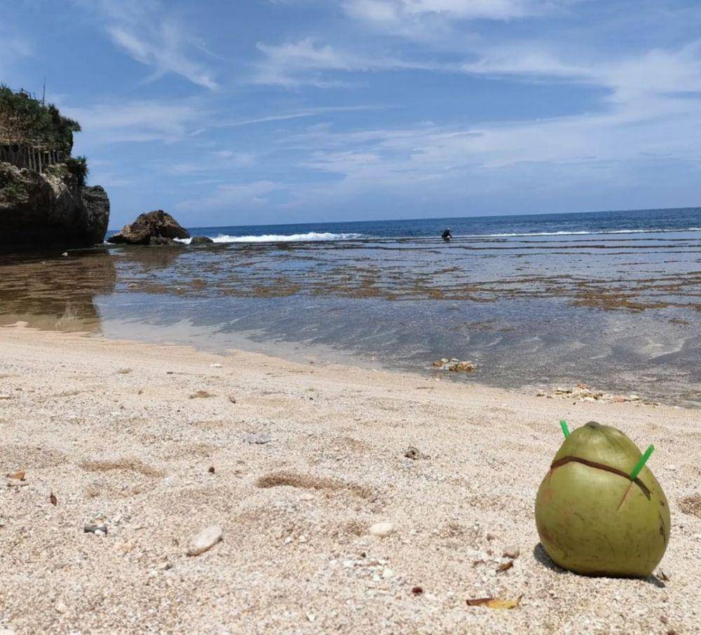 pesona Pantai Ngobaran (instagram.com/vigus.vio)