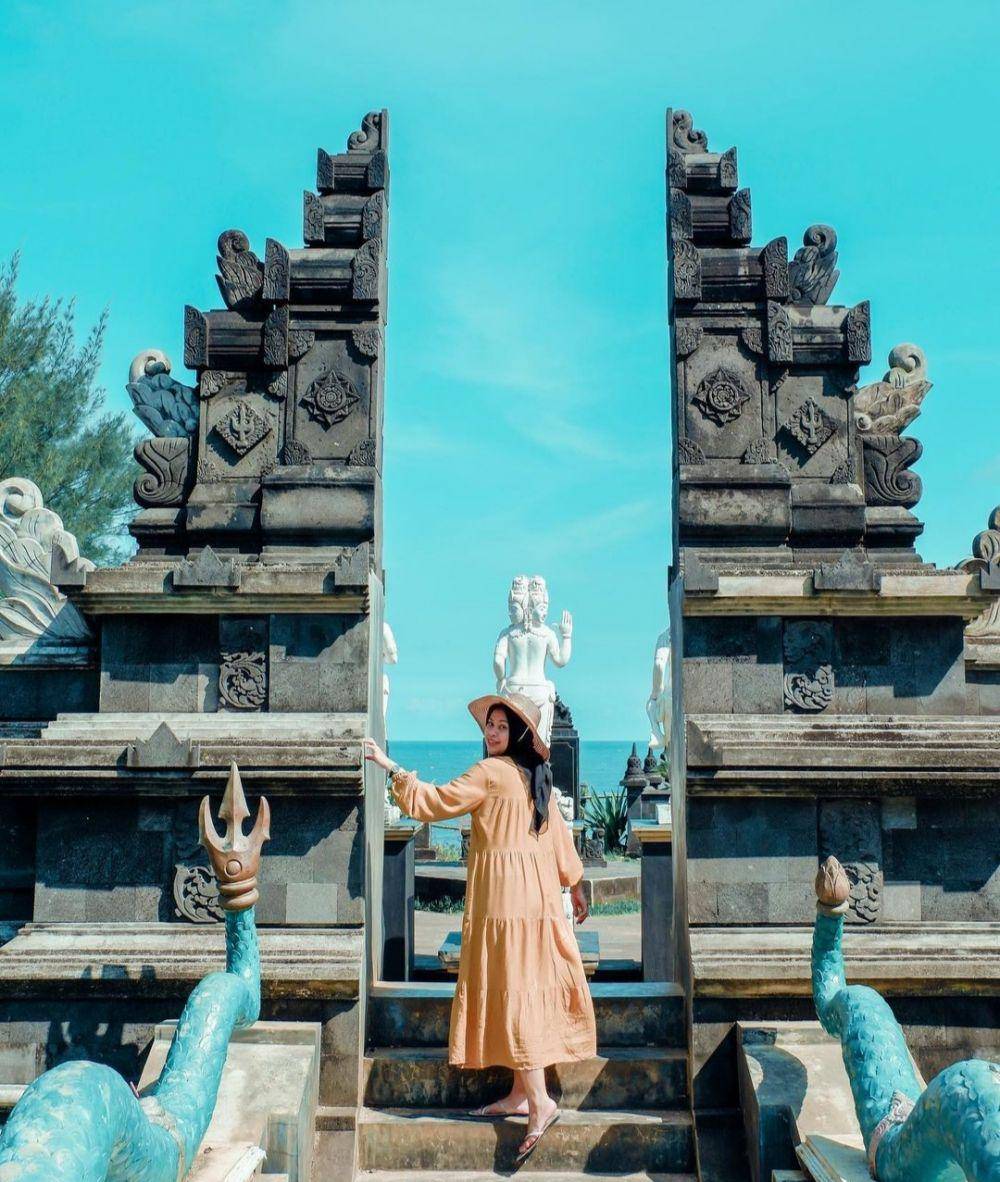 pesona Pantai Ngobaran (instagram.com/khanifahlstri)