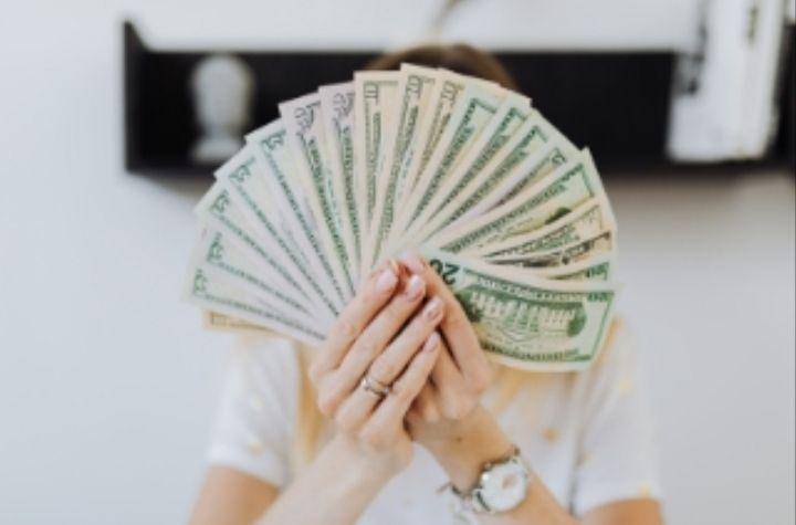 ilustrasi financial insecurity (pexels.com/Karolina Grabowska)