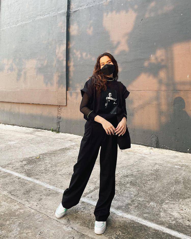 OOTD cewek mamba ala Satine Zaneta (instagram.com/satinezaneta)