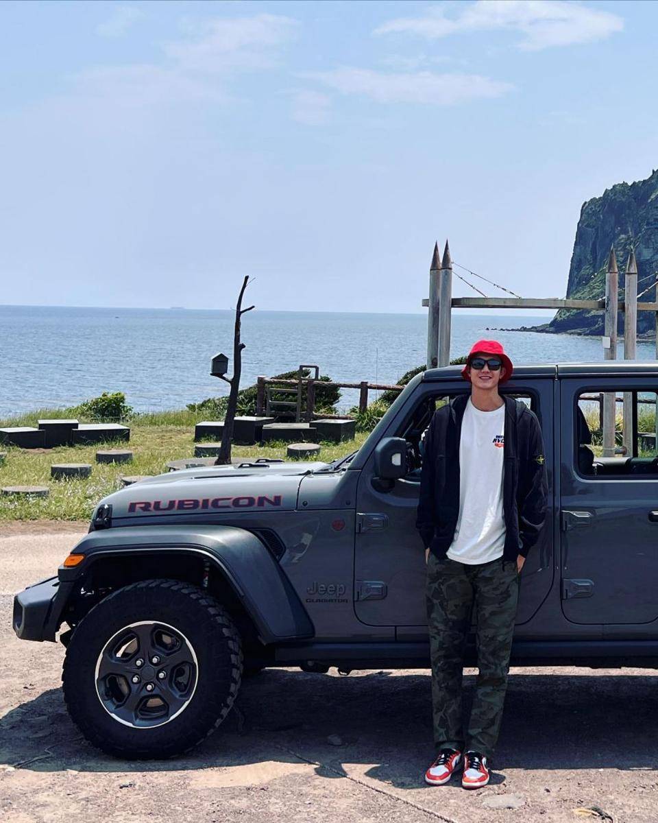Lee Ki Woo (instagram.com/lee_kiwoo)