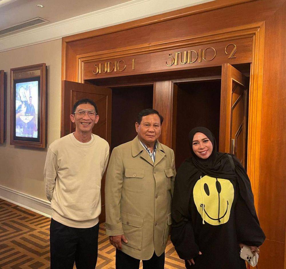Melly Goeslaw, Anto Hoed, dan Bapak Prabowo (instagram.com/melly_goeslaw)