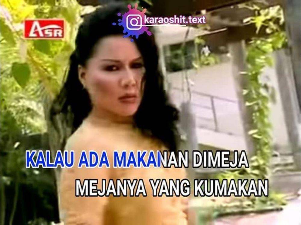 meme pelesetan lirik (instagram.com/karaokeshit.text)