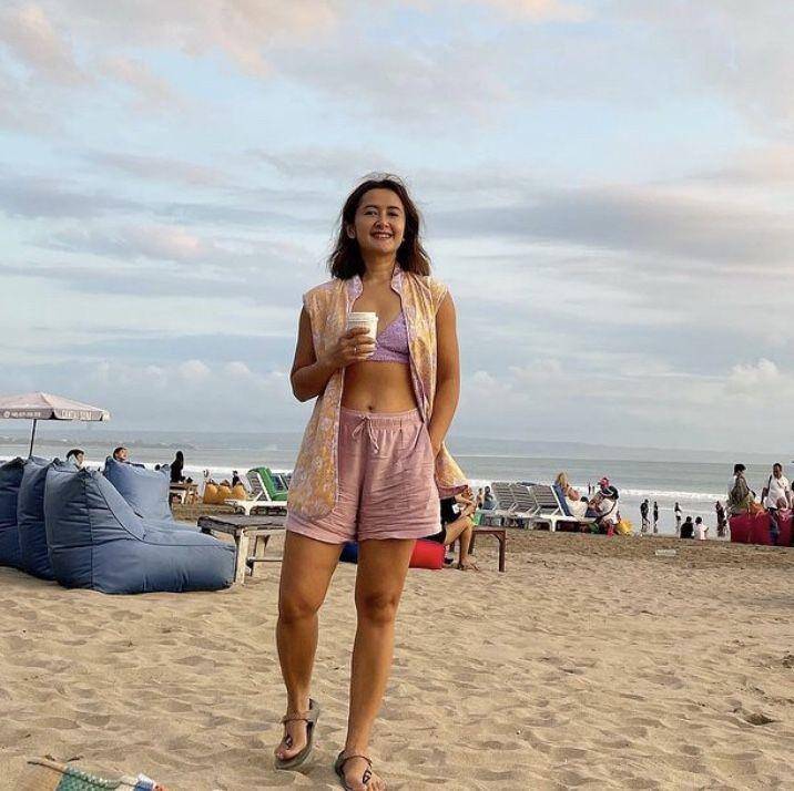 Widi hamil (instagram.com/widimulia)