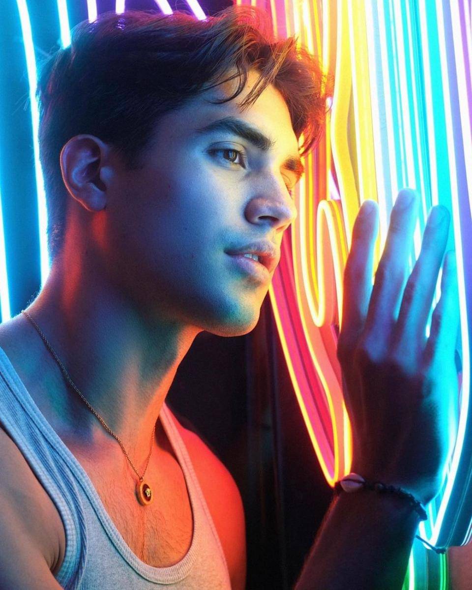 Kirk Bondad (instagram.com/kirk_bondad)