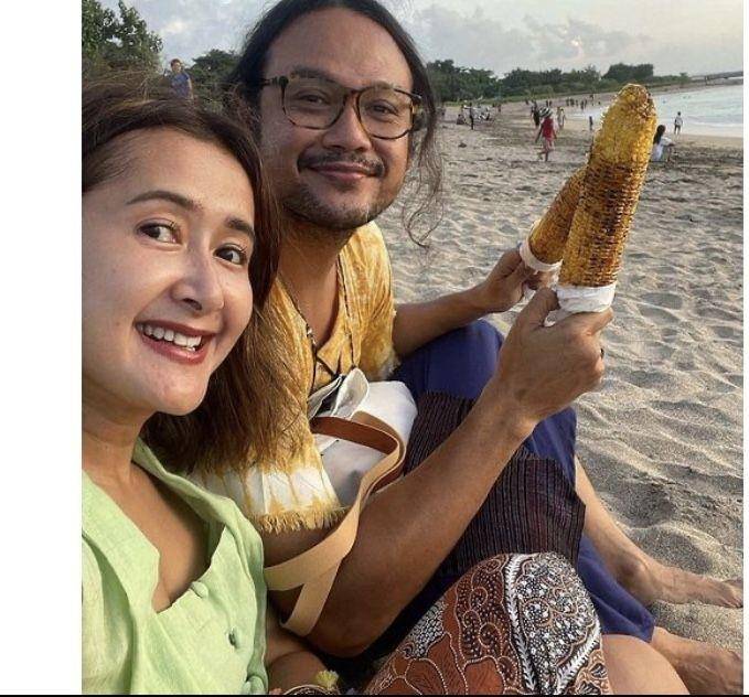 Widi hamil (instagram.com/widimulia)