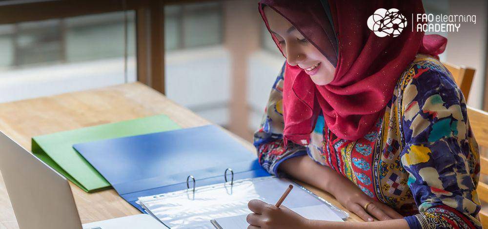 Ilustrasi mengikuti e-learning dari FAO(dok. FAO/FAO e-learning academy)