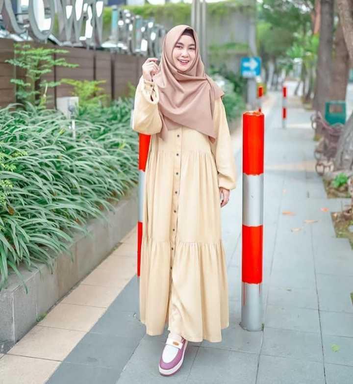 Anisa Rahma (instagram.com/anisarahma_12)