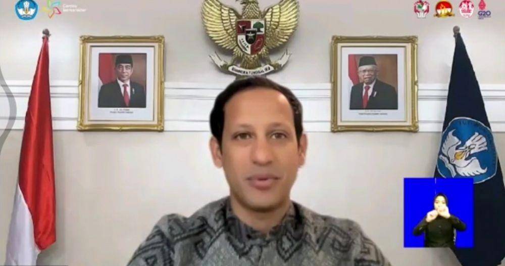 Nadiem Makarim menghadiri Festival Generasi Pancasila via Zoom Meeting (Rivera Jesica Souisa/IDN Times)