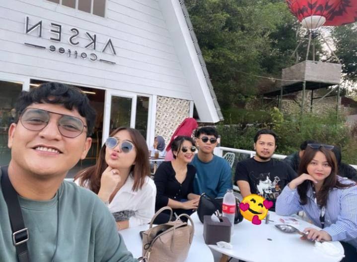 9 Momen Triple Date Masayu Clara, Adinda Azani, dan Puspa Ritchwary