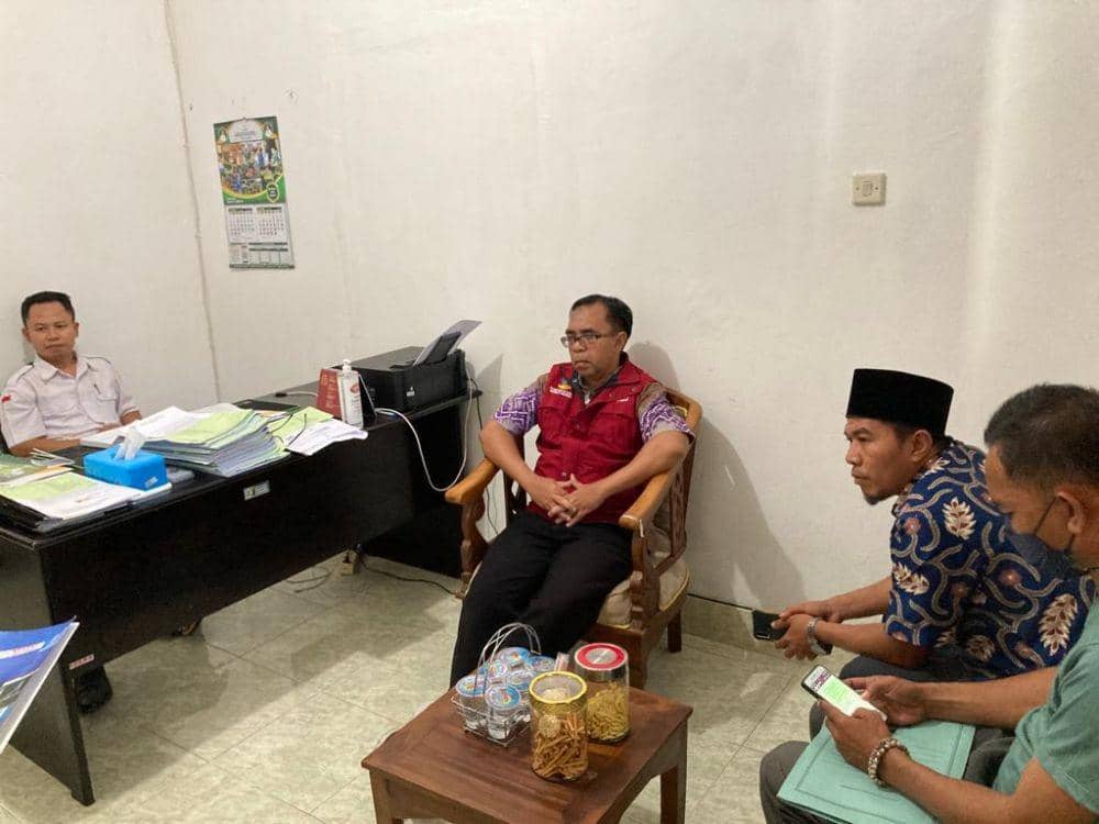 Pekerja sosial berkoordinasi dengan BAZNAS Provinsi NTB untuk membiayai pemulangan jenazah TKW asal Loteng dari Jakarta -. Lombok. (Dok. Disos NTB)
