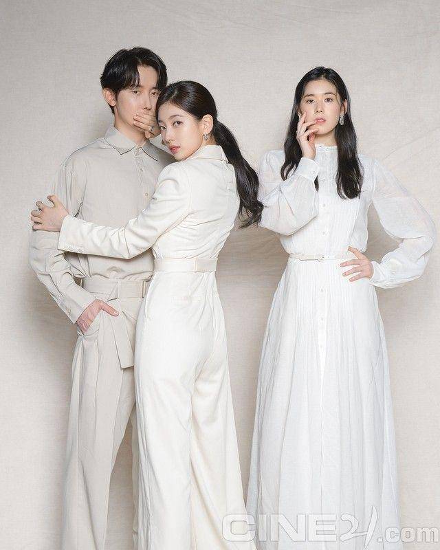 Kim Jun Han, Suzy, dan Jung Eun Chae (instagram.com/cine_21)
