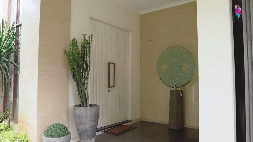 potret rumah ibunda Irish Bella (youtube.com/aishtv2019)
