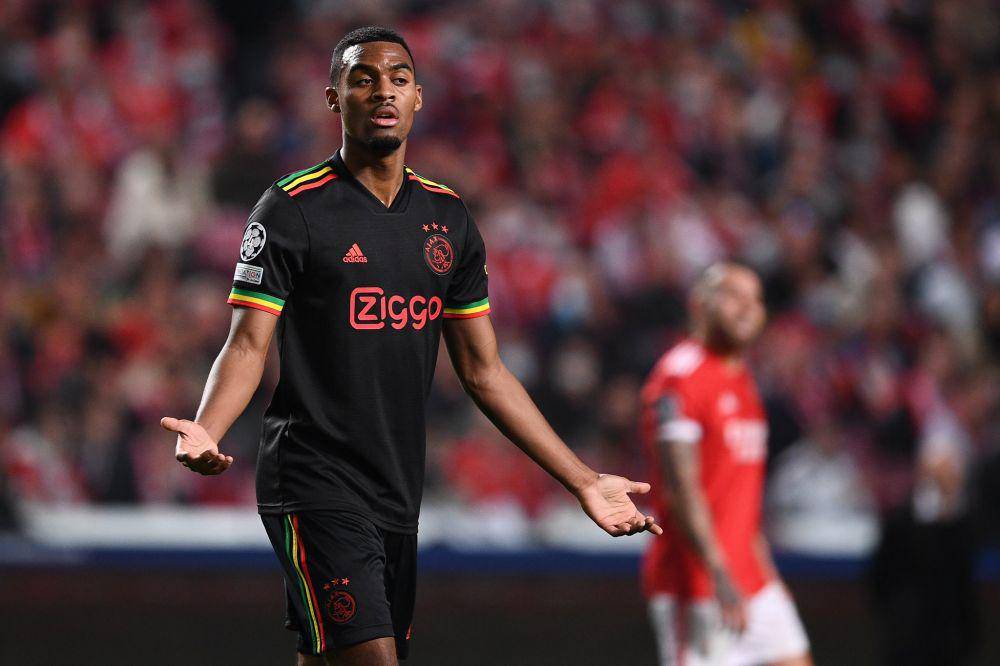 Ryan Gravenberch bersama Ajax (twitter.com/FabrizioRomano)