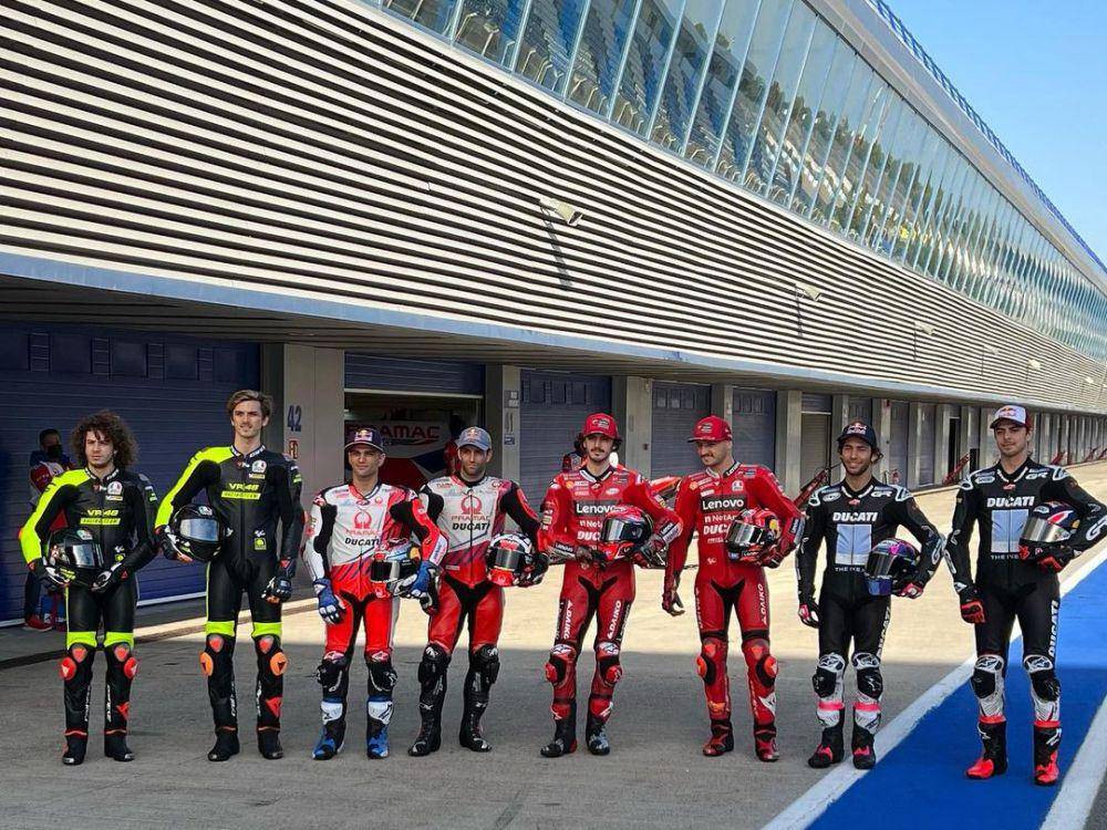 delapan pembalap squad Ducati MotoGP 2022 (instagram.com/paolociabatti)