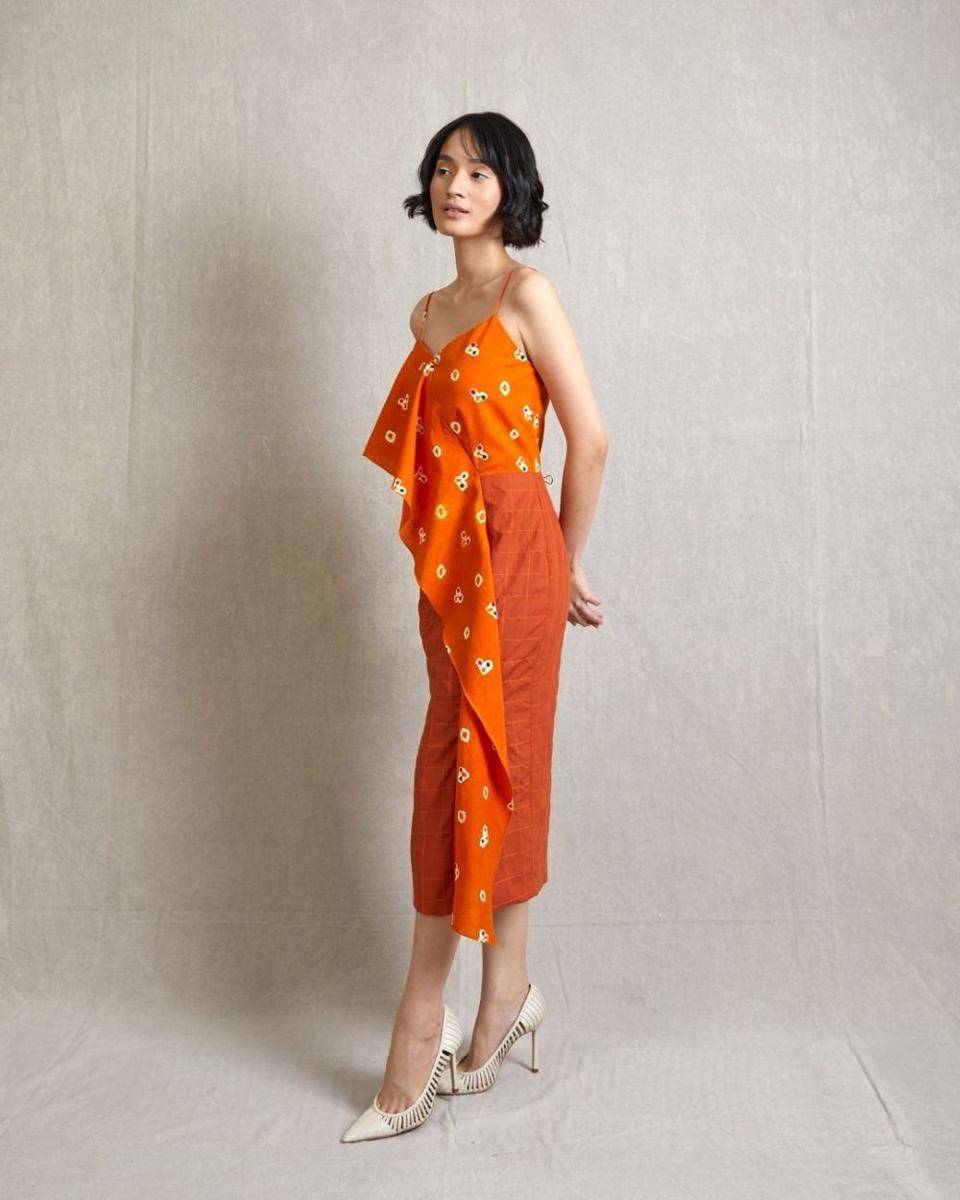 inspirasi batik kondangan ala Amanda Hartanto (instagram.com/amandahartantobatik)