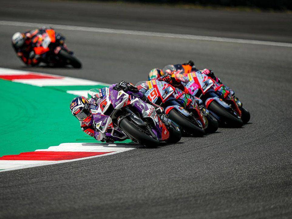 Johann Zarco, Enea Bastianini, dan Fabio Di Giannantonio (instagram.com/johannzarco)