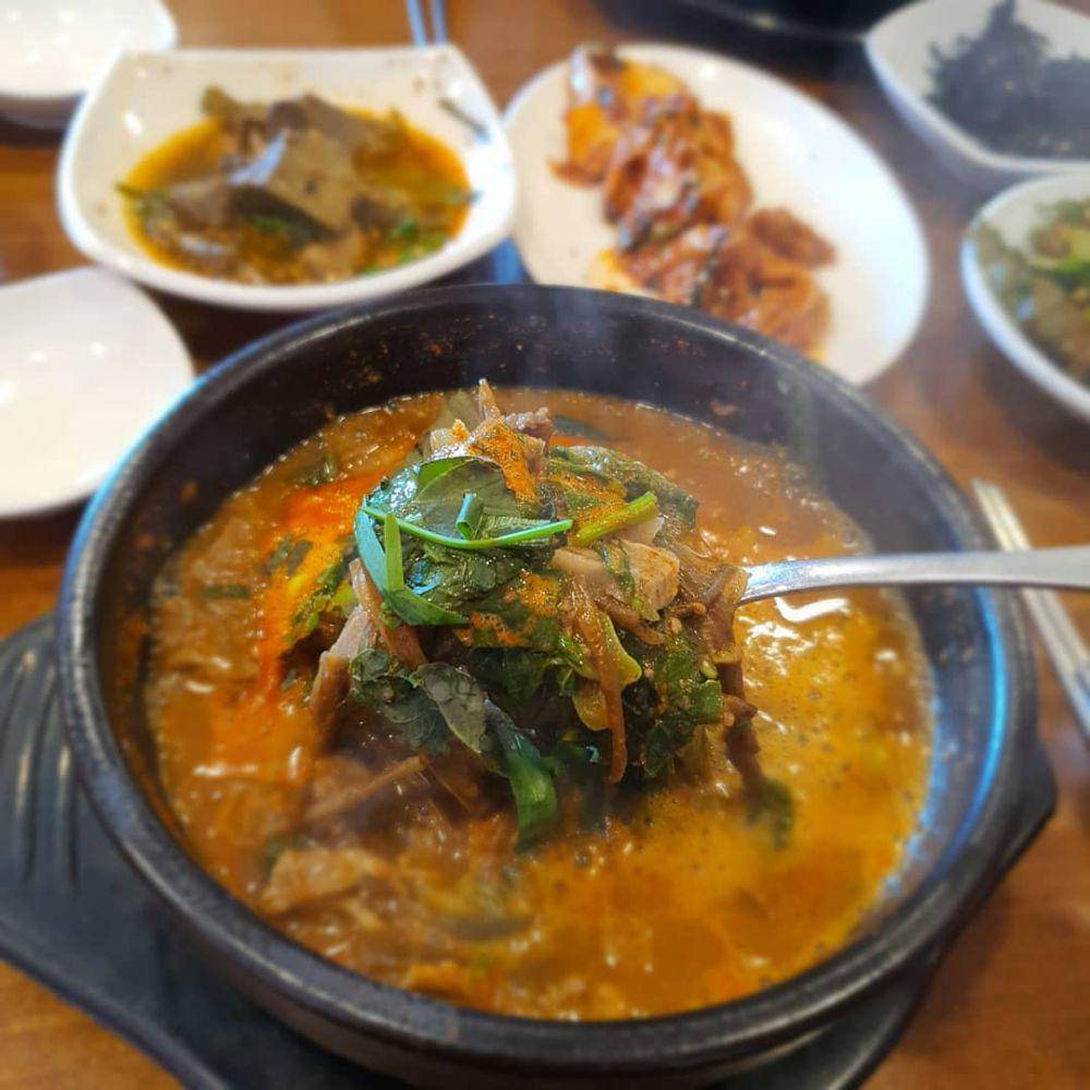 heugyeomsotang (instagram.com/shinpuppy.sj)