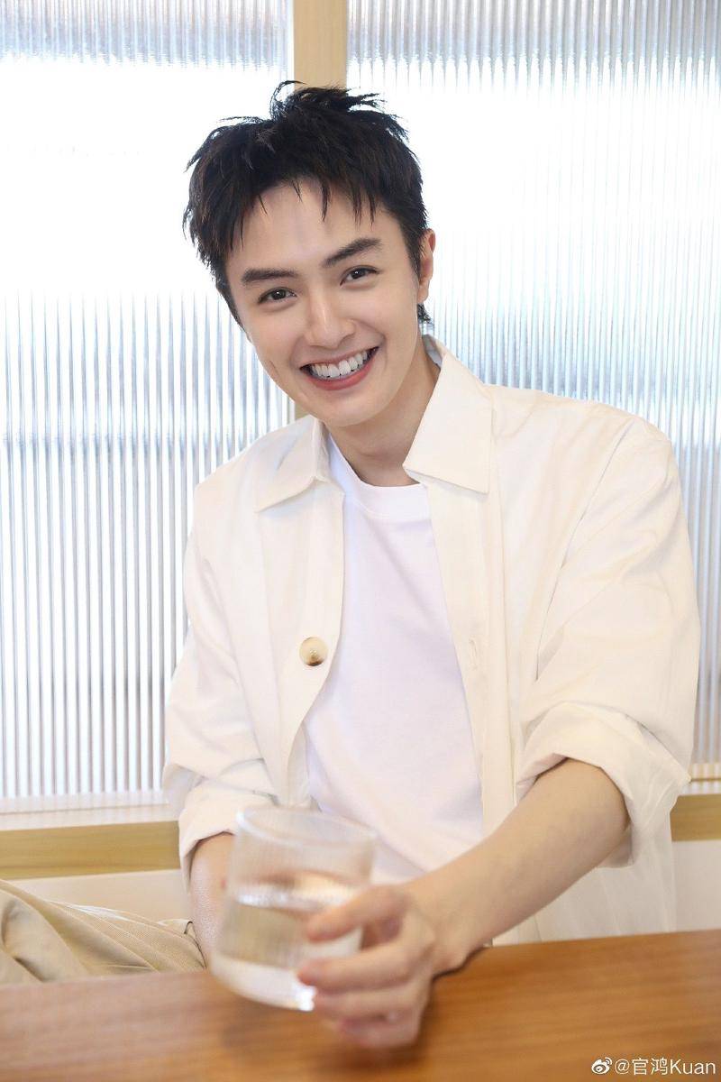 Darren Chen (weibo.com/ 官鸿Kuan)