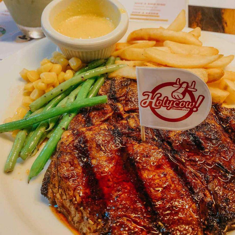 Holycow (instagram.com/steakholycow)