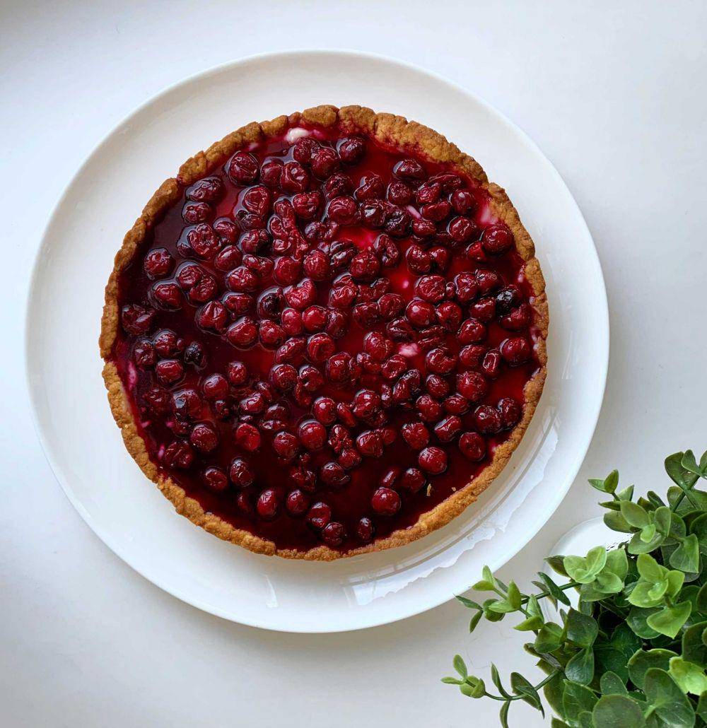 ilustrasi pai raspberry (unsplash.com/@kat_katerina)