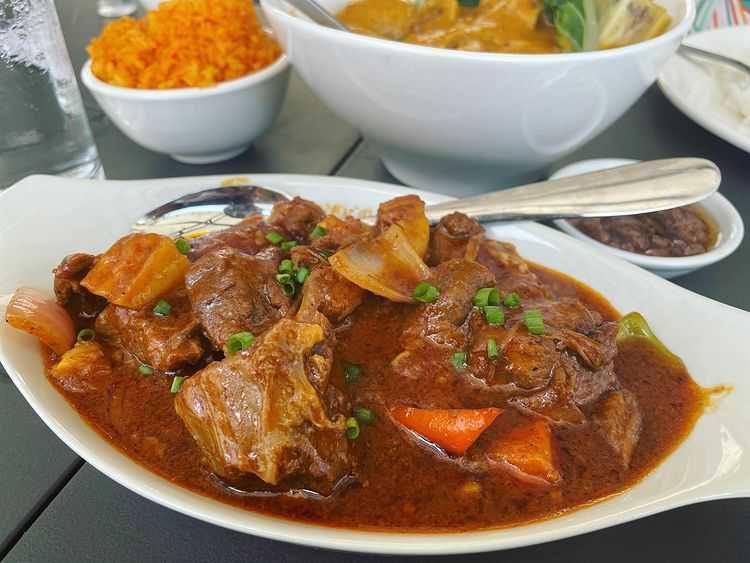 10 Olahan Kambing Berkuah untuk Referensi Menu Idul Adha