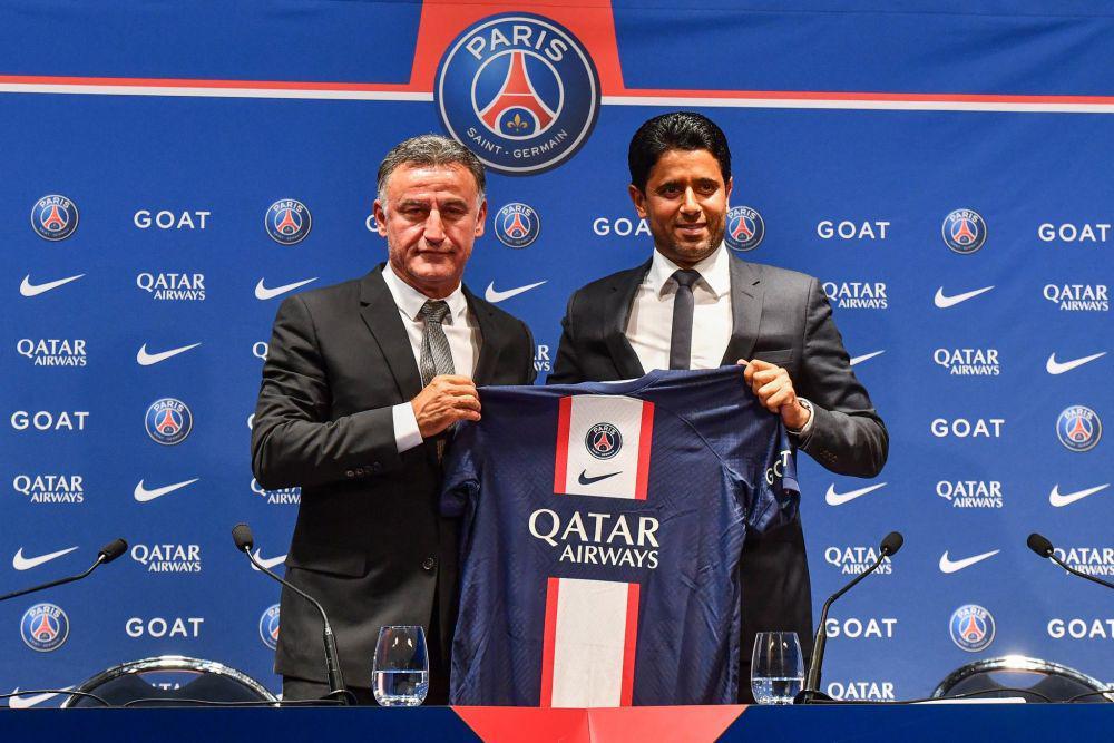 Cristhophe Galtier (kiri) saat diperkenalkan PSG (twitter.com/PSG_Goleador)