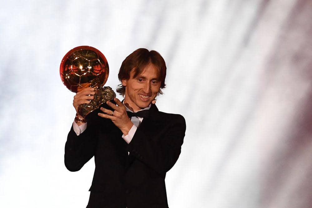 Luka Modric sukses merengkuh gelar Ballon d'Or edisi 2018 lalu. (twitter.com/goal)