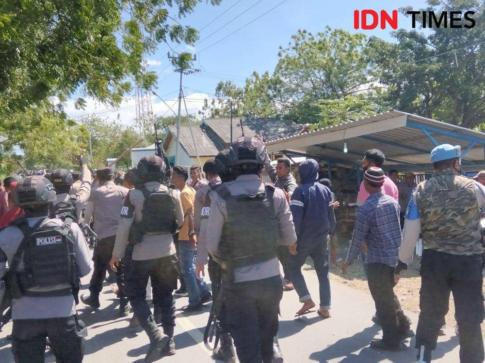 Pilkades di Bima Berujung Ricuh, Satu Korban Dilarikan ke Puskesmas