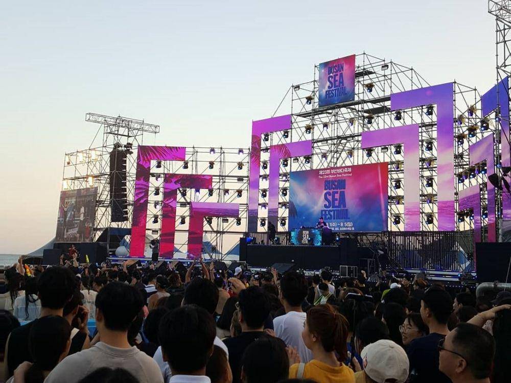 potret Busan Sea Festival (instagram.com/kumiho_99)