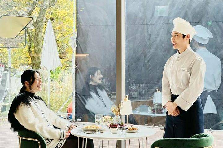 Jung Eun Chae dan Woo Ji Hyun di balik layar drama Anna (instagram.com/jungeunchae_)